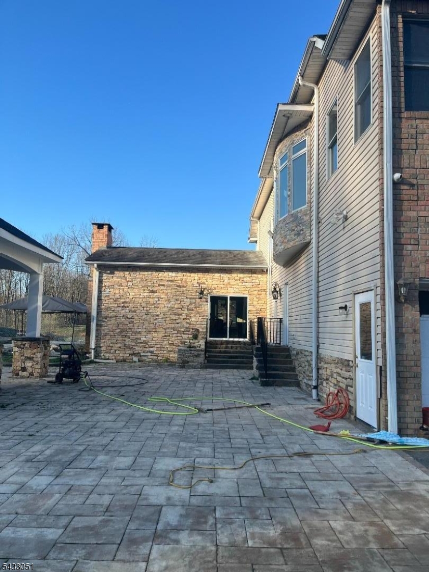 19 Violet Trl Property Photo 3