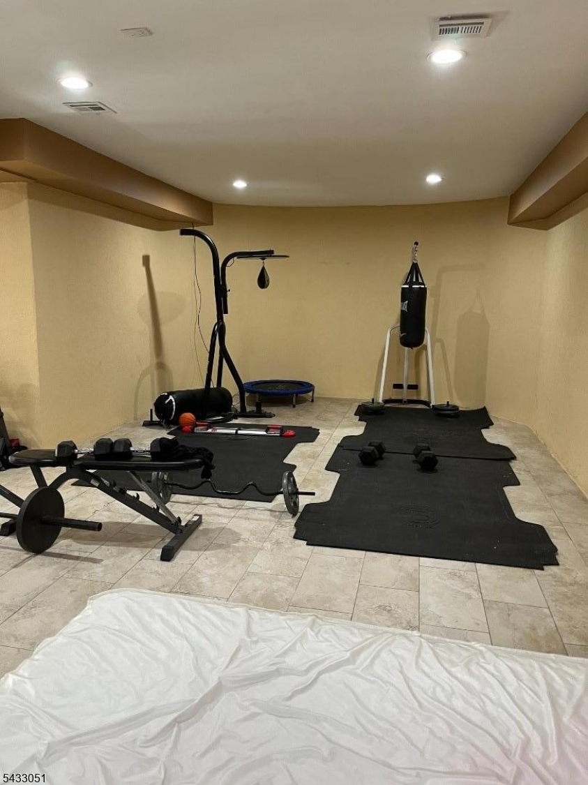19 Violet Trl Property Photo 15