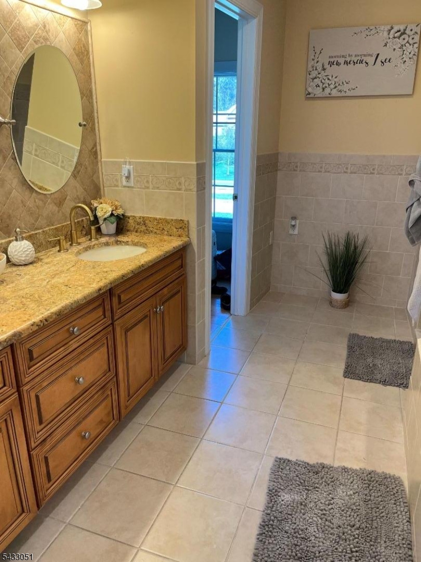 19 Violet Trl Property Photo 17