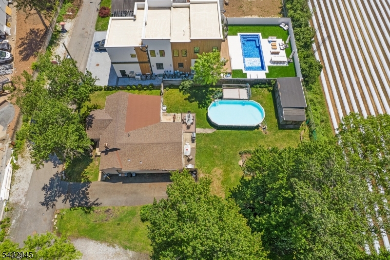 15 Volker Ln Property Photo 17