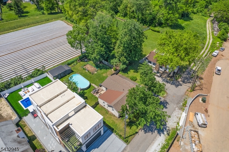 15 Volker Ln Property Photo 20