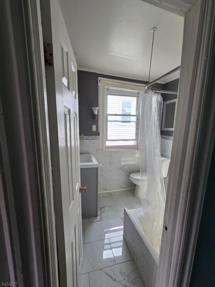 314 William St Property Photo 4