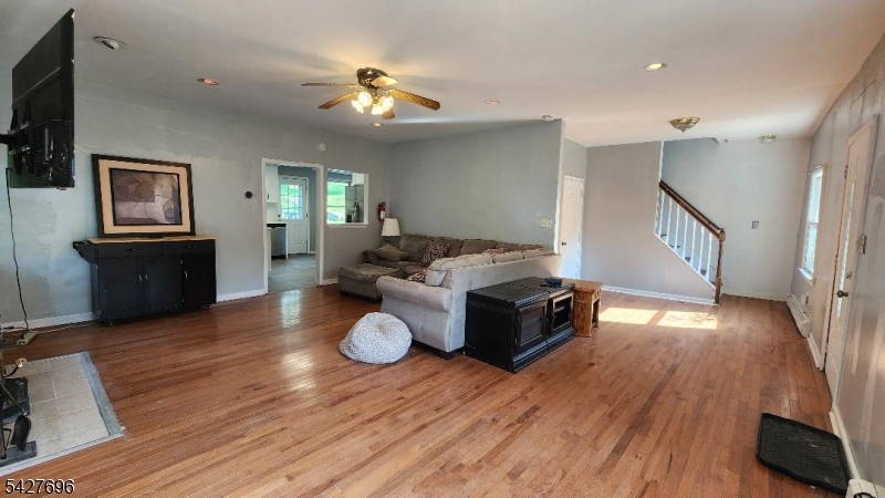 306 Nariticong Ave Property Photo 4