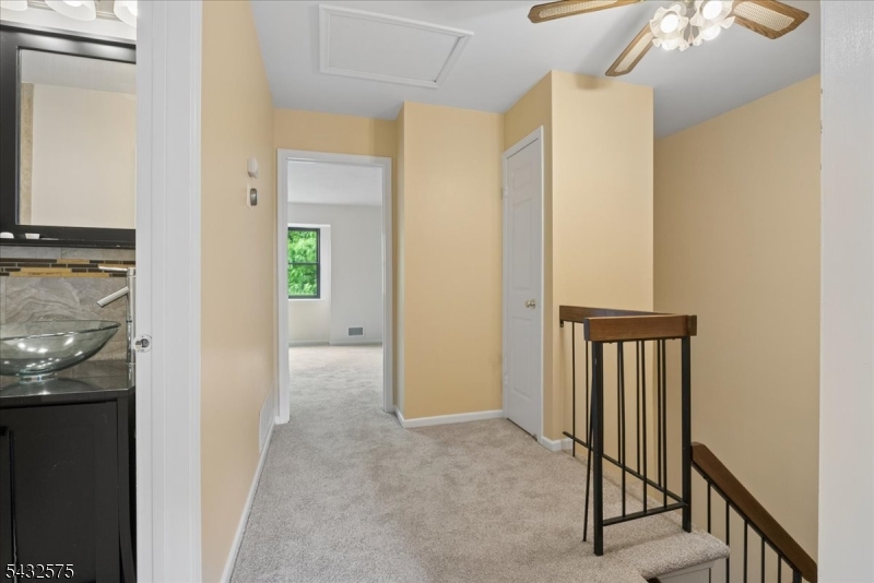 6001 N Oaks Blvd 6001 Property Photo 11
