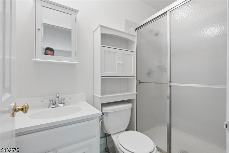 6001 N Oaks Blvd 6001 Property Photo 15
