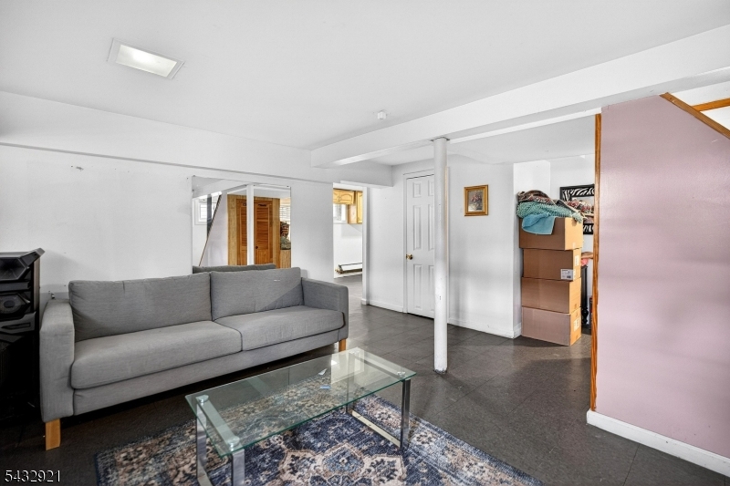 280 Nesbit Ter Property Photo 18
