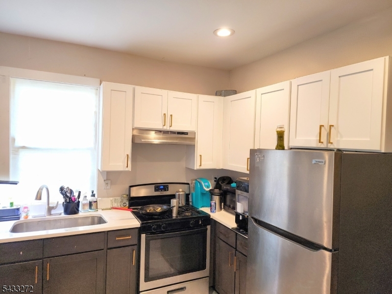 129 22nd St Property Photo 2