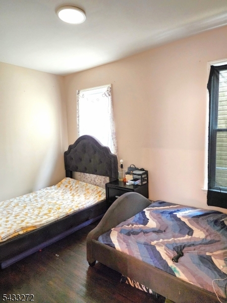 129 22nd St Property Photo 3
