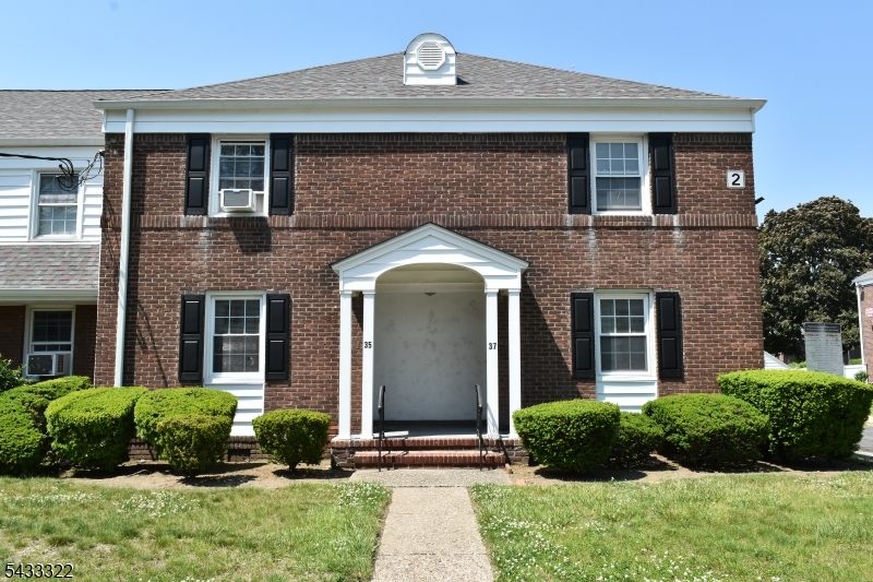 35 Elmwood Ter 35 Property Photo 1
