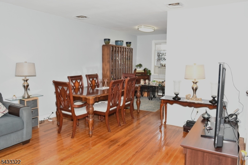 35 Elmwood Ter 35 Property Photo 3