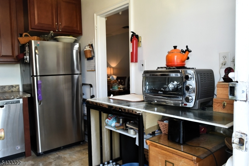 35 Elmwood Ter 35 Property Photo 12