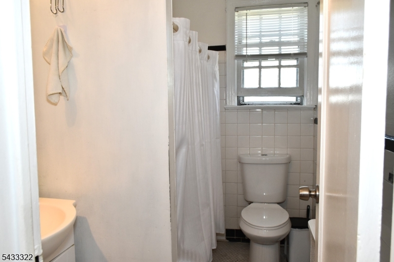 35 Elmwood Ter 35 Property Photo 18