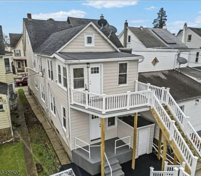 31 Glen Ave Top Property Photo 1