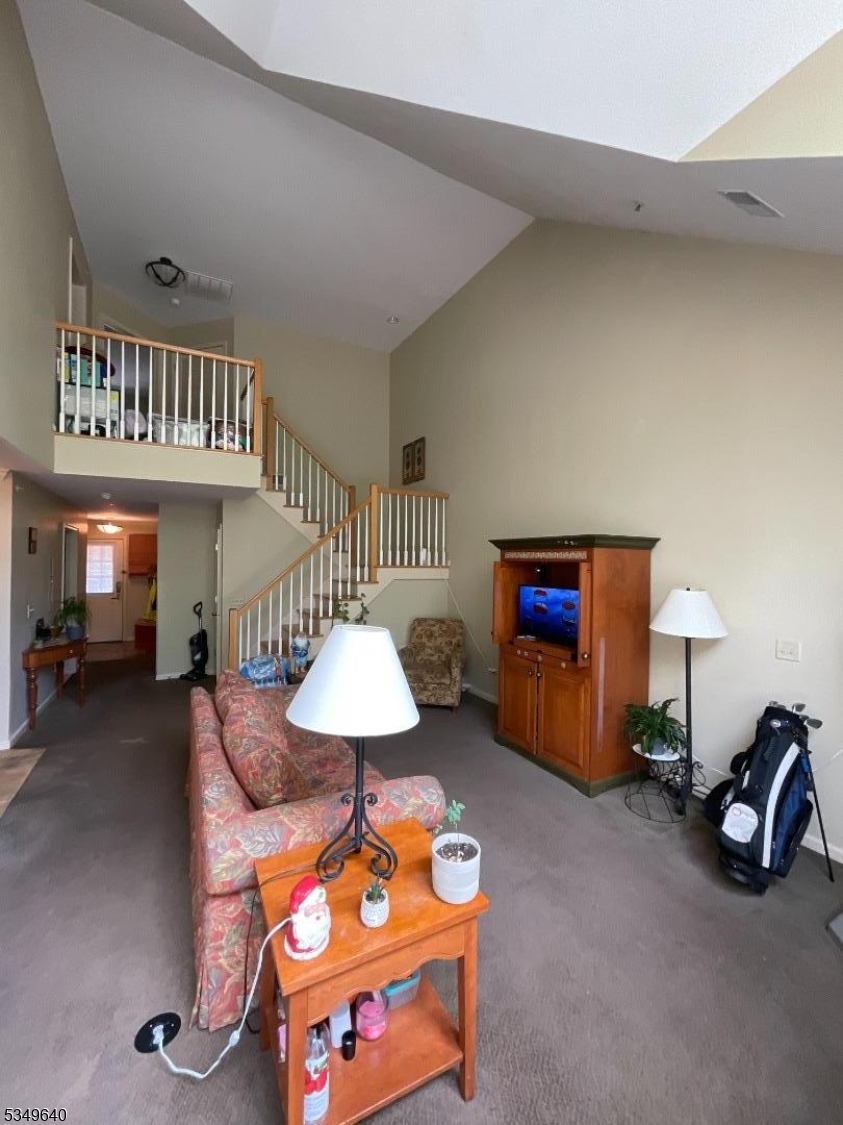 4 Maple Cres Unit 22 Property Photo 8