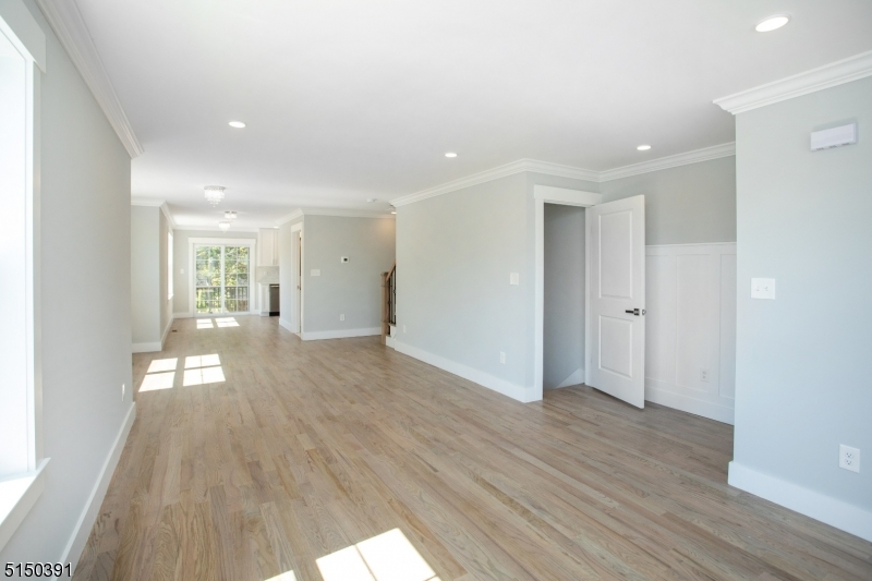 246 Main St Property Photo 12