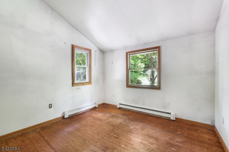 76 Brooksyde Ave Property Photo 10