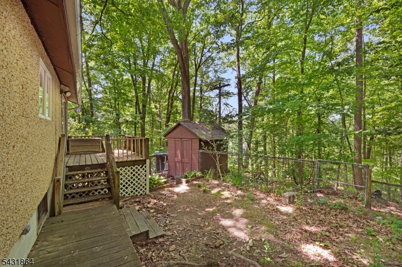 76 Brooksyde Ave Property Photo 21