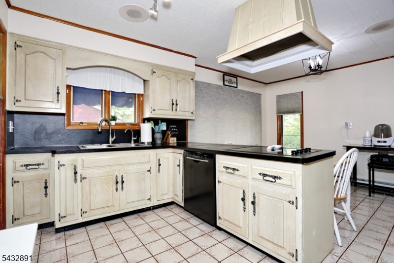 54 Stalter Property Photo 10