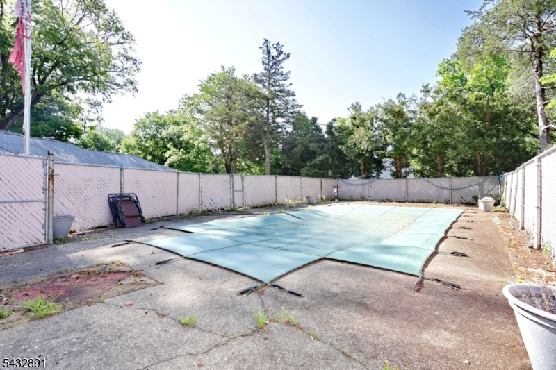 54 Stalter Property Photo 33
