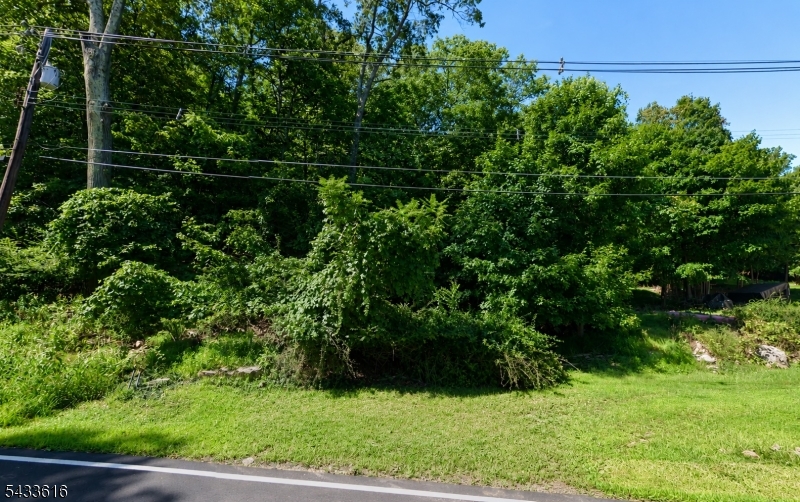 Lakeside Blvd Property Photo 2