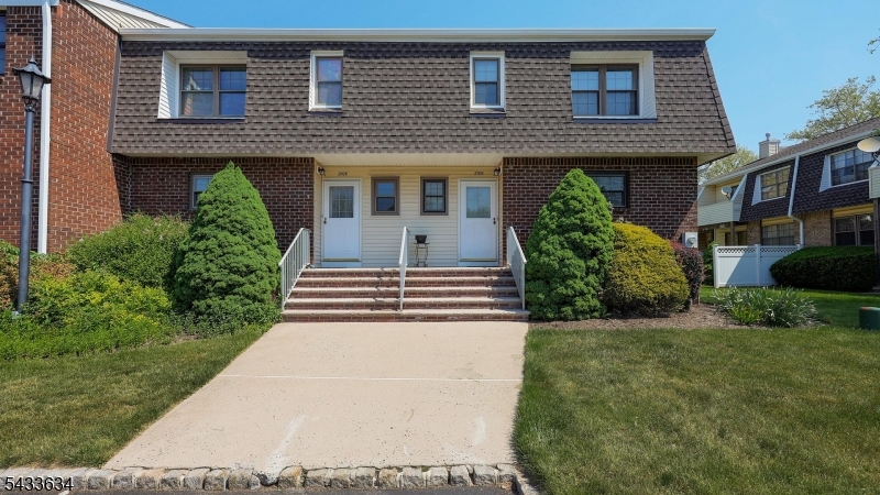 2708 Kent Place Property Photo 1