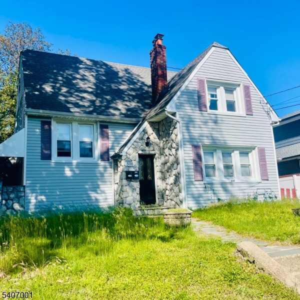 500 W Broadway