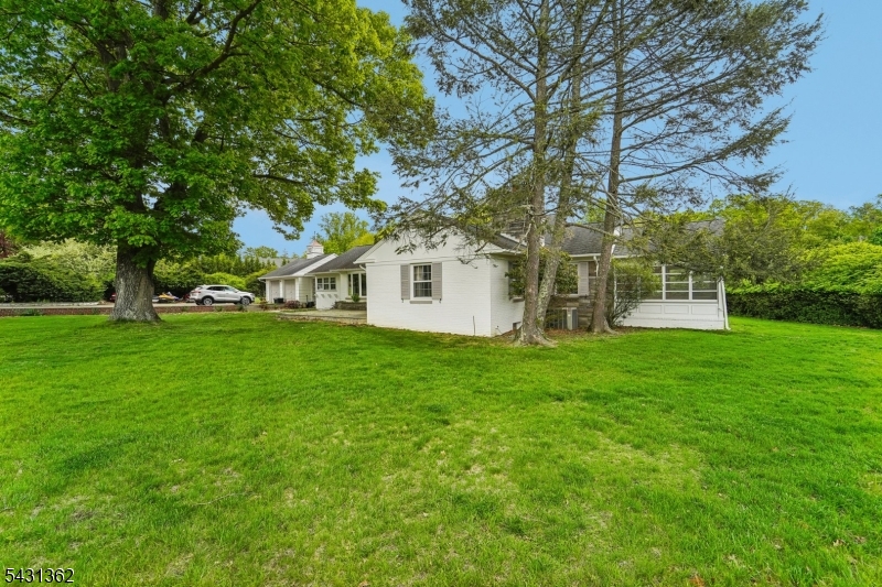 6 Saw Mill Rd Property Photo 3