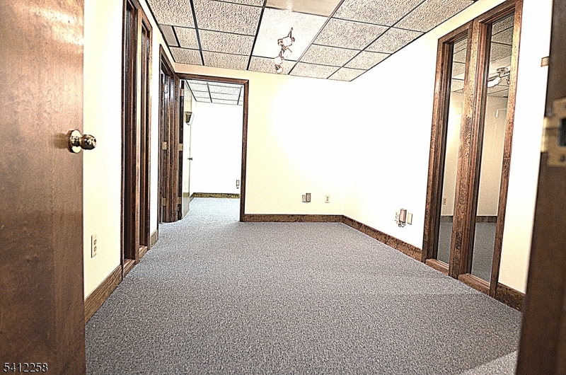 48 Woodport Rd Property Photo 6