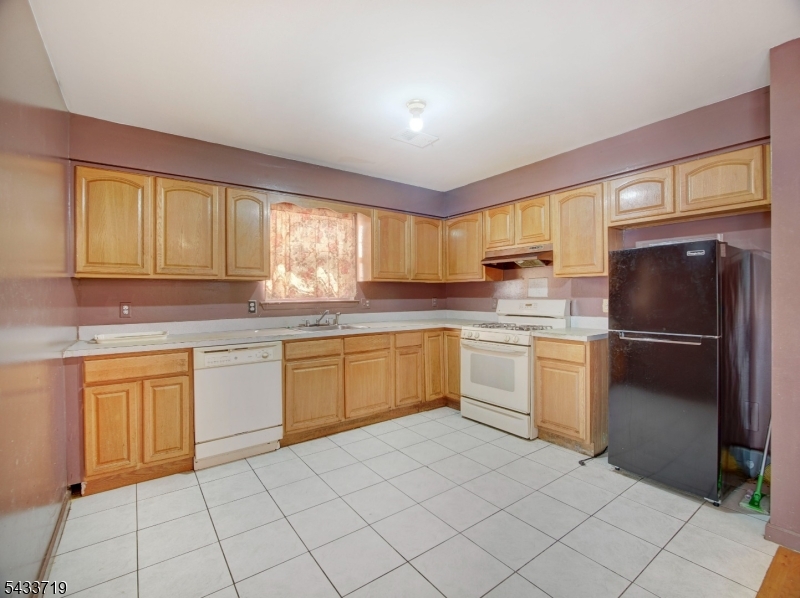 92 E Bigelow St Property Photo 7