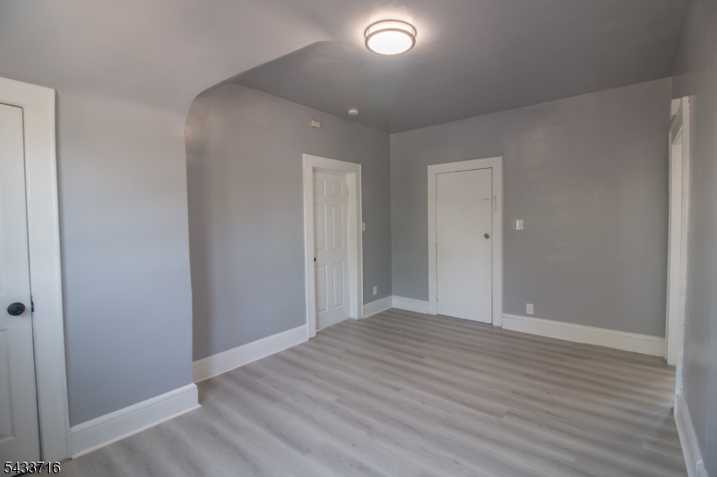 221 Silver Ave 3 Property Photo 4