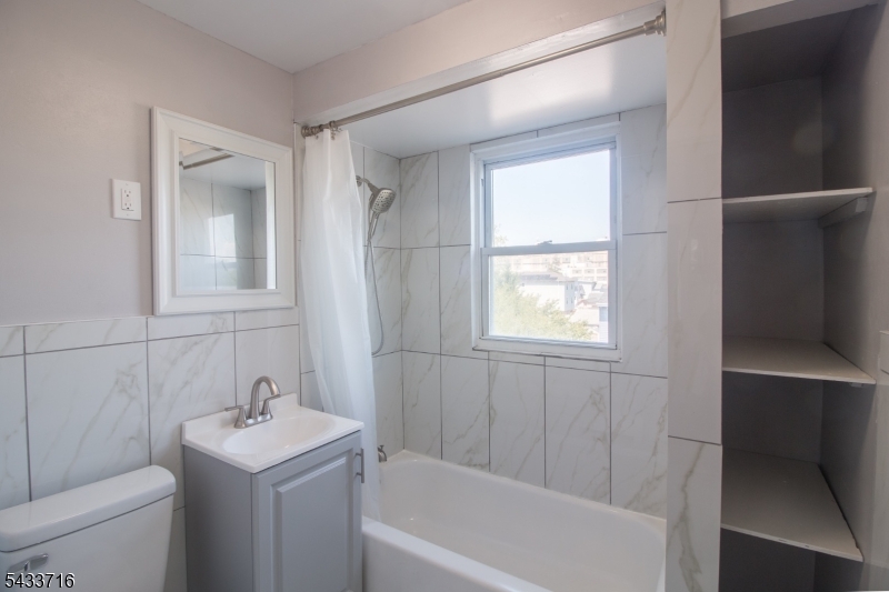 221 Silver Ave 3 Property Photo 7