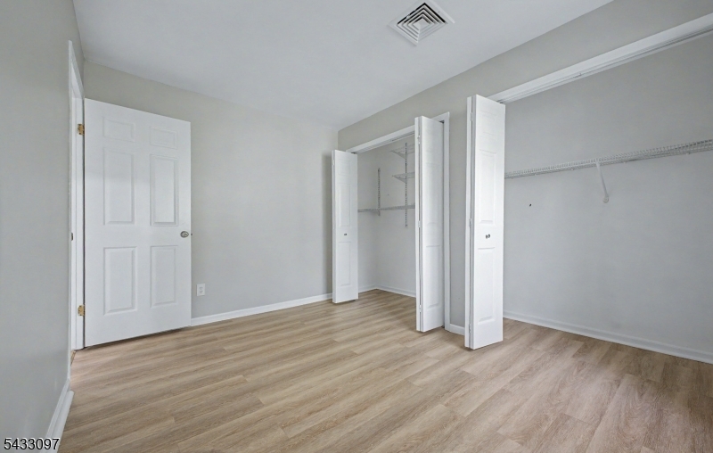 22 Flynn Pl Property Photo 22