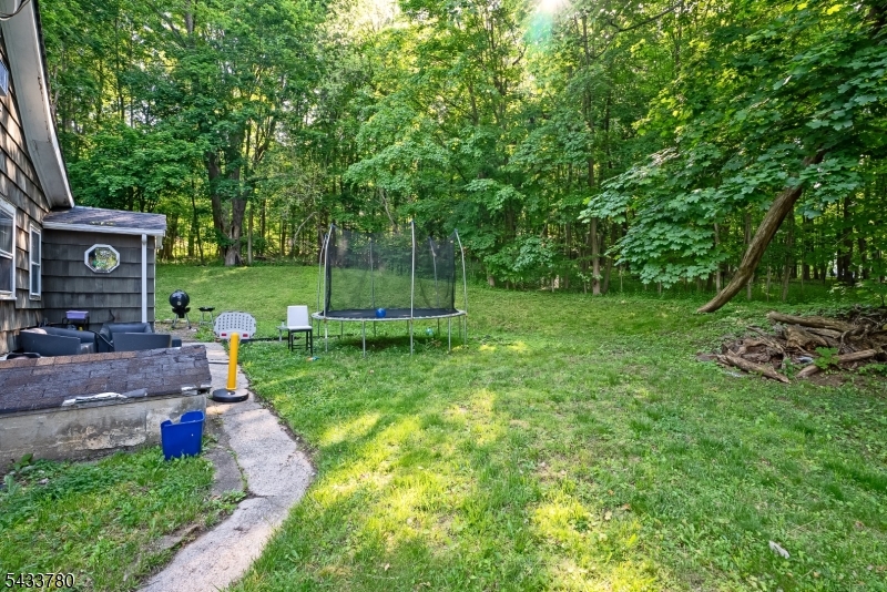 1561 Sussex Tpke Property Photo 9