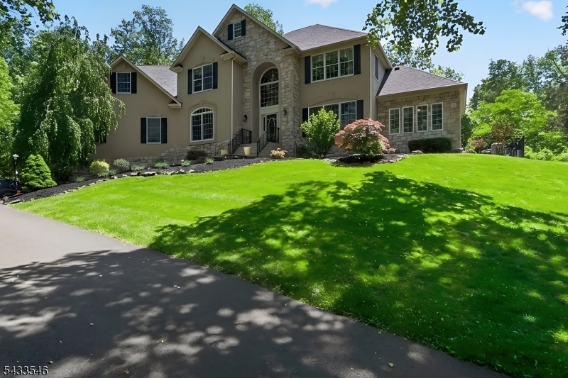 41 Sutton Farm Rd Property Photo 2