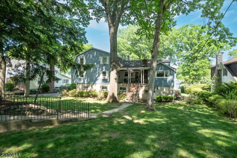 63 E Shore Rd Property Photo 5