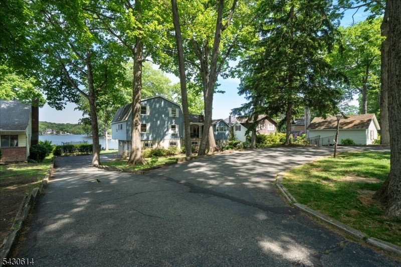 63 E Shore Rd Property Photo 6