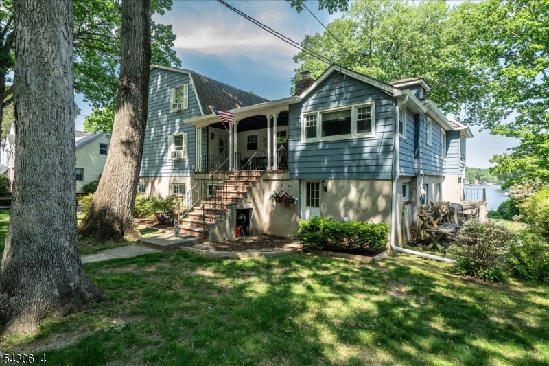 63 E Shore Rd Property Photo 8