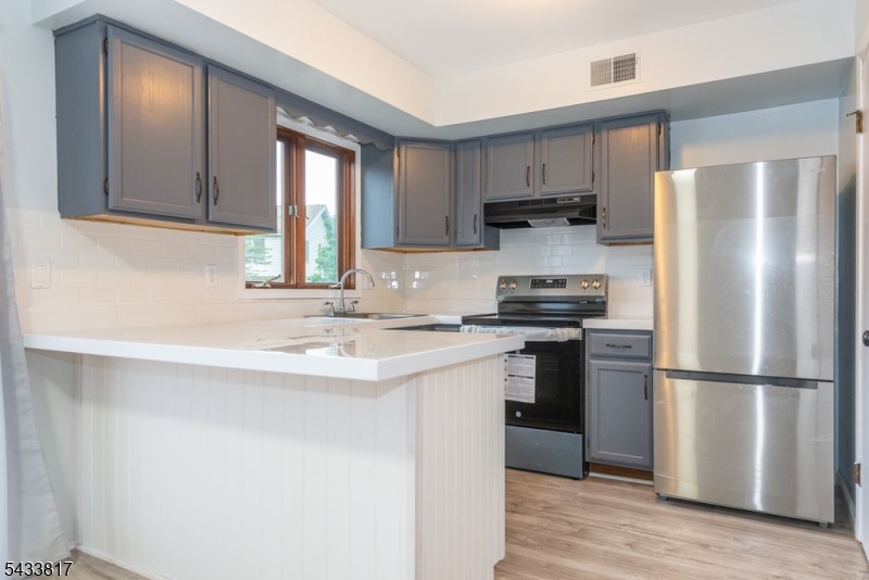 131 Mcpeek Rd Property Photo 5