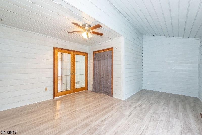 131 Mcpeek Rd Property Photo 12