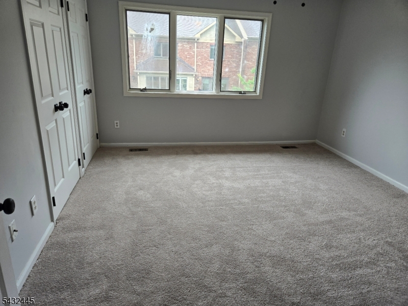 34 Mews Ln Property Photo 7