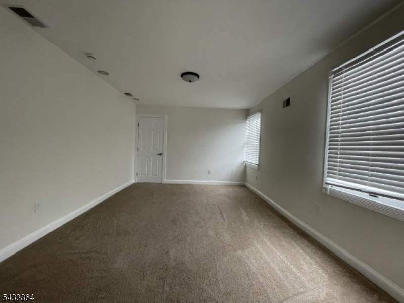 1584 Walker Ave Property Photo 19