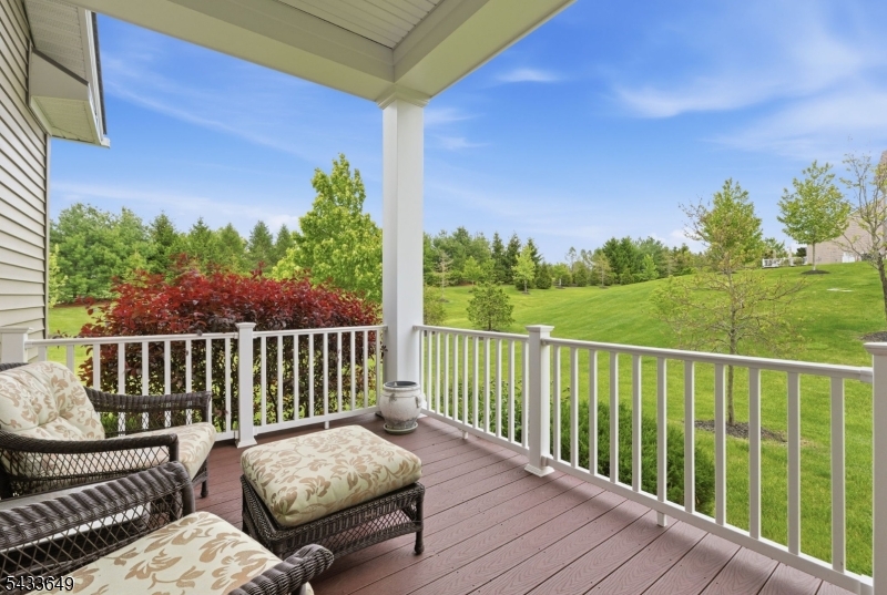 8 Van Cleef Dr Property Photo 38