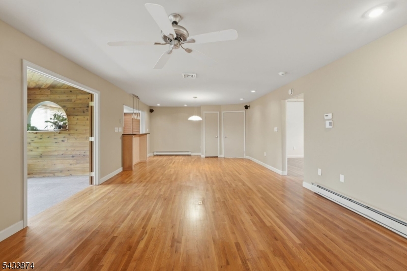 216 E Lake Shore North O103 Property Photo 3