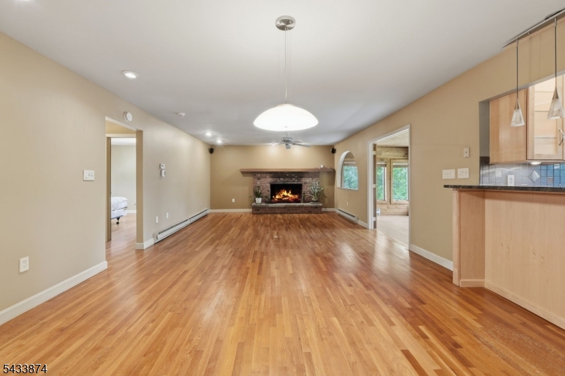 216 E Lake Shore North O103 Property Photo 7