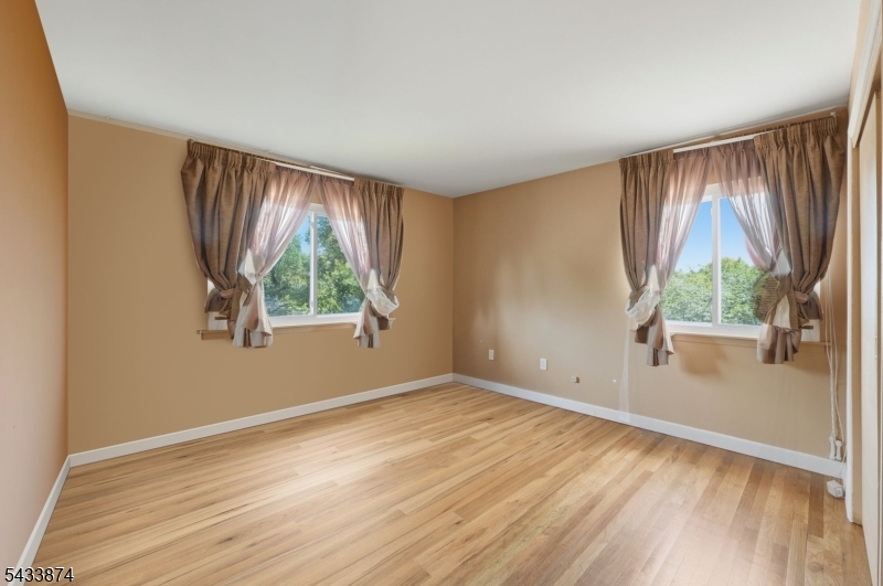 216 E Lake Shore North O103 Property Photo 11