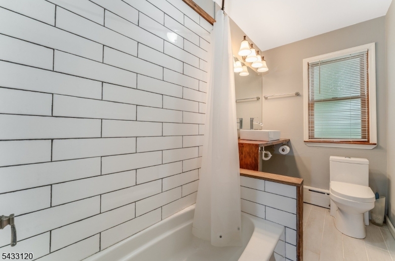 13 Maple Avenue Property Photo 14