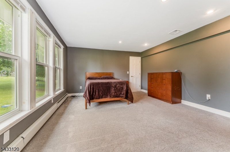 13 Maple Avenue Property Photo 18