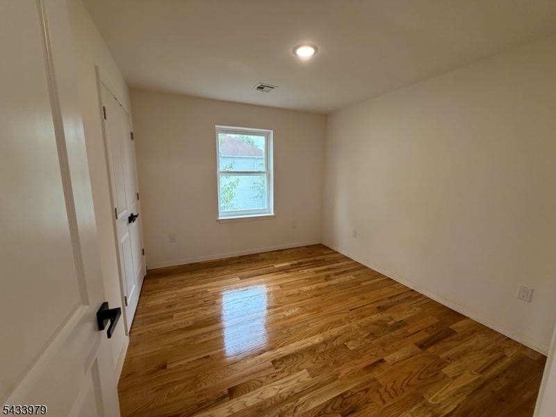144 Fabyan Pl Property Photo 7