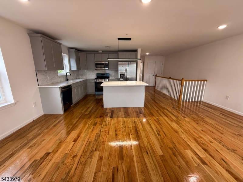 144 Fabyan Pl Property Photo 22