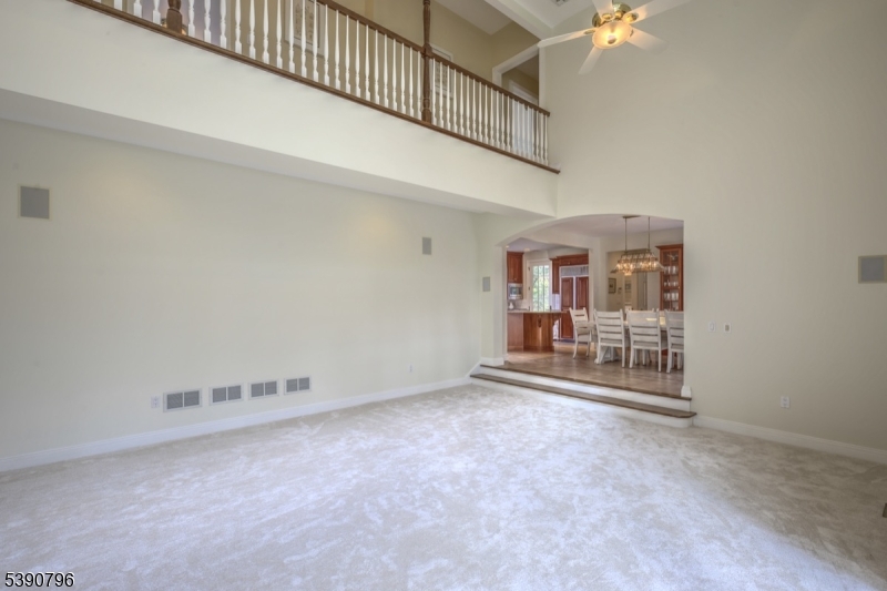 6 Wright Ln Property Photo 12